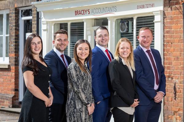 Bracey's Accountants