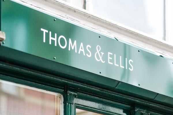 Thomas & Ellis